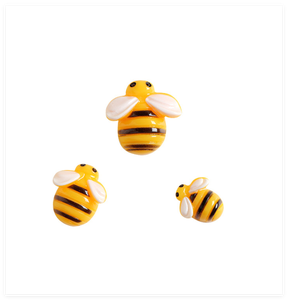 mini diy handwerk fliegende harz honigbienen mit flügeln flachbett boden charme niedliche gartendekoration cartoon insekten tiere figurinen - Product Image 5