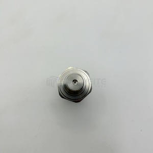 Sensor de Presión de Aceite Senwitt 17202573 para Excavadora y Cabrestantes Voelkel - Product Image 2