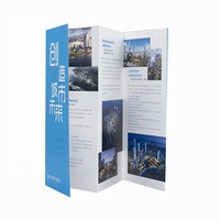 Service d'impression de brochures commerciales personnalisées avec papier offset, couleurs personnalisées et finition vernie - Reliure de dépliants pliés