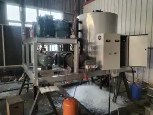 30T Flake Ice Plant With Automatic Raked Ice System For Concrete Cooling Ice Flake Making Machines