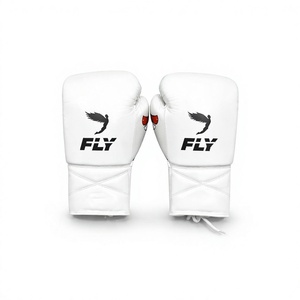 Ensemble d'équipement de boxe personnalisé Winning Boxing : Casque, Gants, Protection inguinale, en cuir véritable blanc à lacets, unisexe, pour entraînement et sparring - Product Image 4