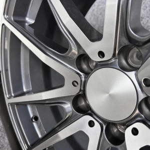 Rines de Aleación de Aluminio Forjados a Medida de 17 Pulgadas 5x112 con Diseño Multirradio Inspirado en las Carreras con Acabado Gris para - Product Image 3