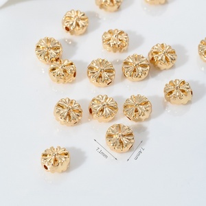 Nuevo Estilo, Cuentas Espaciadoras Redondas con Cruz, Chapadas en Oro de 14K, Hechas a Mano, Material para Pulseras y Collares con Cuentas - Product Image 3