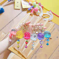 Porte-clés clochette à vent en boule de cristal mignon, pendentif breloque liquide scintillant dessin animé Kawaii, cadeau en gros