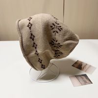 Bonnet vintage en jacquard à motif flocon de neige pour femme - Tricot épais sans bord, chapeau d'hiver confortable et chaud