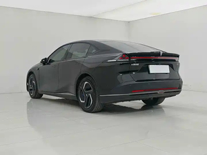 Vehículo Usado con Poco Kilometraje, Deepal SL03 2025, 515 KM, Eléctrico, de Segunda Mano, Envío Global - Product Image 2