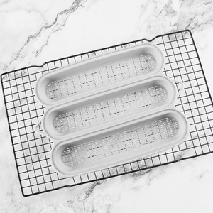 Juego de Herramientas de Repostería de Silicona Antiadherente para Hornear Pan Francés, Estilo Simple, <span class=keywords><strong>Formas</strong></span> Rectangulares, Triangulares y Perforadas - Product Image 5