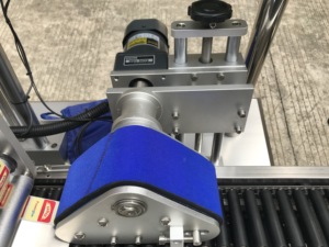 Automatic Recumbent Labeling Machine Horizontal Round <b>Bottle</b> Labeling Equipment for Daily Chemical <b>Small</b> Cylindrical Products - Product Image 2