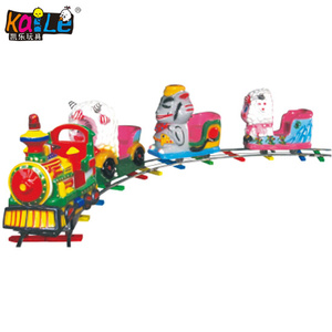 Tren Eléctrico Infantil de 4 Asientos con Diseño de Robot, Personalizado en China, de Fibra de Vidrio, Entrada AC220V, Salida DC24V, 1 año de garantía, 4 personas - Product Image 6