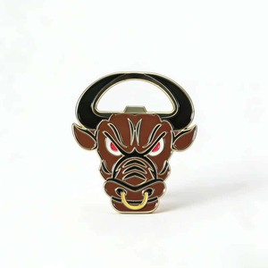 Décapsuleur personnalisé vintage en métal, plaqué or, étanche, en forme de dessin animé, avec émail 3D UV, pièce de défi commémorative, cadeau pour les amateurs de bière - Product Image 6