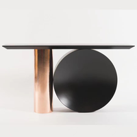 Table en marbre élégante et luxueuse en acier inoxydable pour décorations de fête Rangement de supermarché Hall d'entrée Salon élégant
