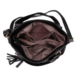 Nuevo Bolso Retro con Borlas para Mujer, Bolso de Hombro de Cuero PU, Bolso Cruzado de Lujo para Dama, Bolso Tote de Gran Capacidad - Product Image 4