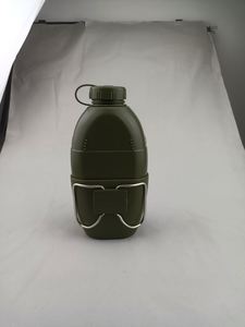 Muestra gratuita: Bolsa táctica para cantimplora de 2L de larga duración para exteriores, para senderismo y trekking, con correa de hombro y asa. - Product Image 6