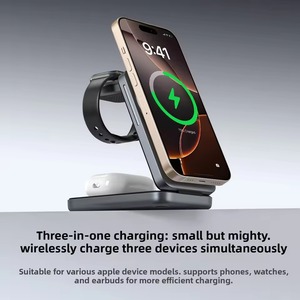Stazione di <span class=keywords><strong>Ricarica</strong></span> 3 in 1 da 15W per Caricatore Magnetico, Supporto per Telefono 17 16, Stazione di <span class=keywords><strong>Ricarica</strong></span> Wireless per Auricolari e Smartwatch - Product Image 3