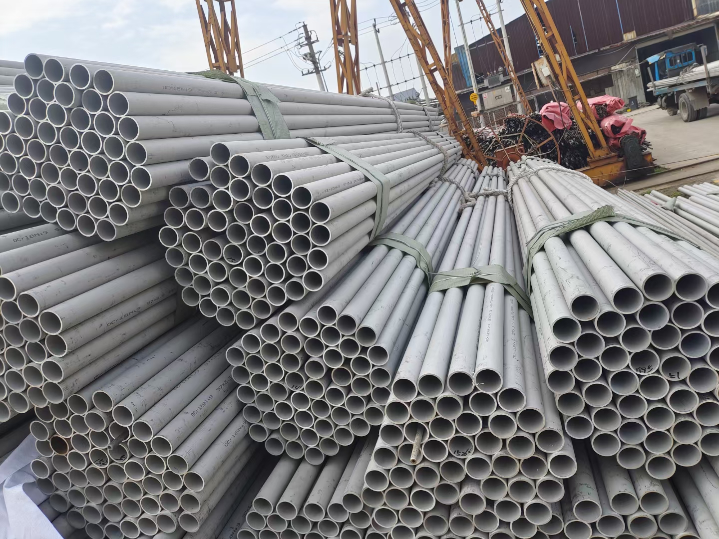 Industrial ASTM A312 A213 TP304 316 316L 310S 321 Seamless Stainless Steel Pipe Tube