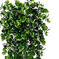Guirlande artificielle d'eucalyptus suspendue, 45 feuilles, résistante aux UV, en plastique, pour décoration murale, maison, mariage, jardin