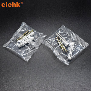 Juego de tornillos Eric con tubos de expansión de plástico para instalación de luminarias CH5055 CH5058 - Product Image 4
