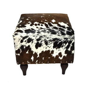 Repose-pieds carré minimaliste moderne en cuir de vache Décor en bois naturel pour le salon - Product Image 1