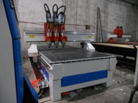 Enrutador CNC de Madera de 3 Procesos 1325 |   Máquina de Tallado CNC Multihusillo para Puertas de Gabinetes Personalizadas y Muebles de Panel