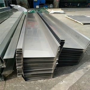 Grondaia <span class=keywords><strong>in</strong></span> acciaio zincato a caldo con canale di bloccaggio per sistema di drenaggio per serre agricole multistruttura - Product Image 3