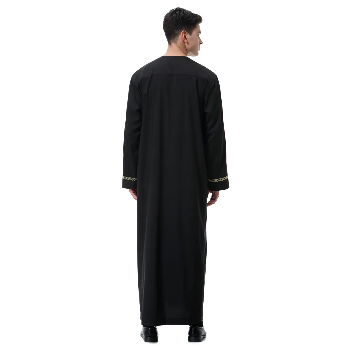 Großhandel Fabrik Malaysia Arab Middle East Thobe traditionelle muslimische Kleidung Simple Fashion Herren Robe Abaya