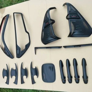 Kits de Carrocería Negros y Rojos de Buena Calidad KQD, Venta Caliente OEM/ODM, Accesorios para Automóviles, para Toyota Hilux Revo 2021 - Product Image 3