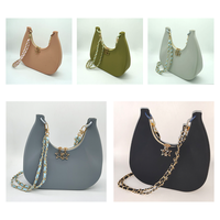 Sacs à cosmétiques en silicone imperméables à la mode, pochette avec fermeture éclair, forme mignonne de pomme arc-en-ciel pour le maquillage et les voyages des femmes