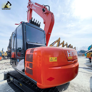 Mini excavatrice utilisée de ZX70-3 Hitachi pour des projets de construction urbaine Condition de la meilleure qualité avec l'oscillation nulle de queue et les voies en caoutchouc - Product Image 2