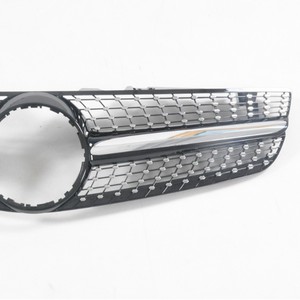 Grille de pare-chocs avant en plastique ABS noir et argenté Mercedes-Benz Classe SL R231 2008-2012 - Product Image 2