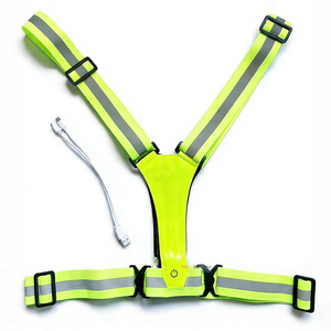 אפוד בטיחות זוהר צהוב עם נורות <span class=keywords><strong>LED</strong></span> מהבהבות, מחזיר אור, דרגת ANSI 1, רצועה אלסטית בעלת נראות גבוהה, עמיד למים, עם אפשרות להתאמה אישית של לוגו - Product Image 2