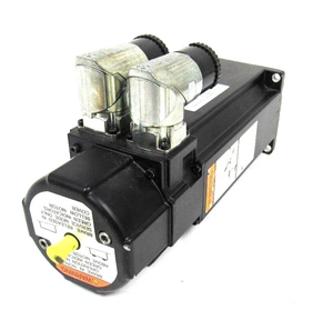Motor Usado KOLLMORGEN AKM33H-CCSSS-03 5443888-2R2 220V CN KOLLMORGEN AKM33H-CCSSS-03 Motor Industrial Usado - Product Image 3