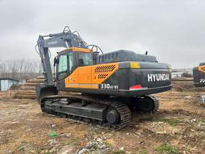 Excavadora Hyundai 330 Usada de Segunda Mano con Motor Cummins de 150HP y 30.5 Toneladas - Product Image 3