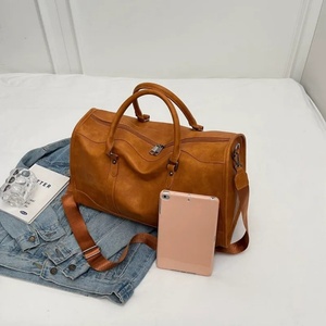 Bolsa de Viaje de Gran Capacidad, Resistente al Agua, de Cuero PU con Cierre, para Fin de Semana, Gimnasio, Negocios, Portátil, Tipo Duffel - Product Image 6