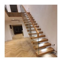 Escalier en bois massif au design moderne avec système d'éclairage LED pour résidentiel