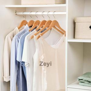 Logo personnalisé Cintres en bois massif de qualité supérieure pour femme au foyer Porte-vêtements antidérapants à épaules larges pour usage quotidien - Product Image 5