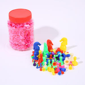 Piezas de Ajedrez de Plástico Coloridas Knight, Accesorios para <span class=keywords><strong>Ludo</strong></span>, Damas, Serpiente y Escalera - Colores Personalizables - Product Image 1