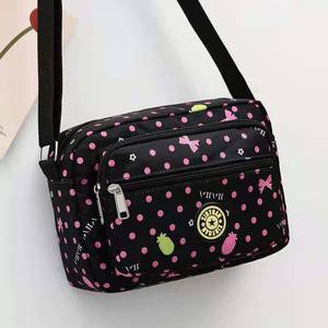 Bolso <span class=keywords><strong>de</strong></span> <span class=keywords><strong>tela</strong></span> <span class=keywords><strong>de</strong></span> nailon para mujer, bolsa <span class=keywords><strong>de</strong></span> <span class=keywords><strong>tela</strong></span> floral, informal, diagonal, multicapa, para teléfono móvil - Product Image 5