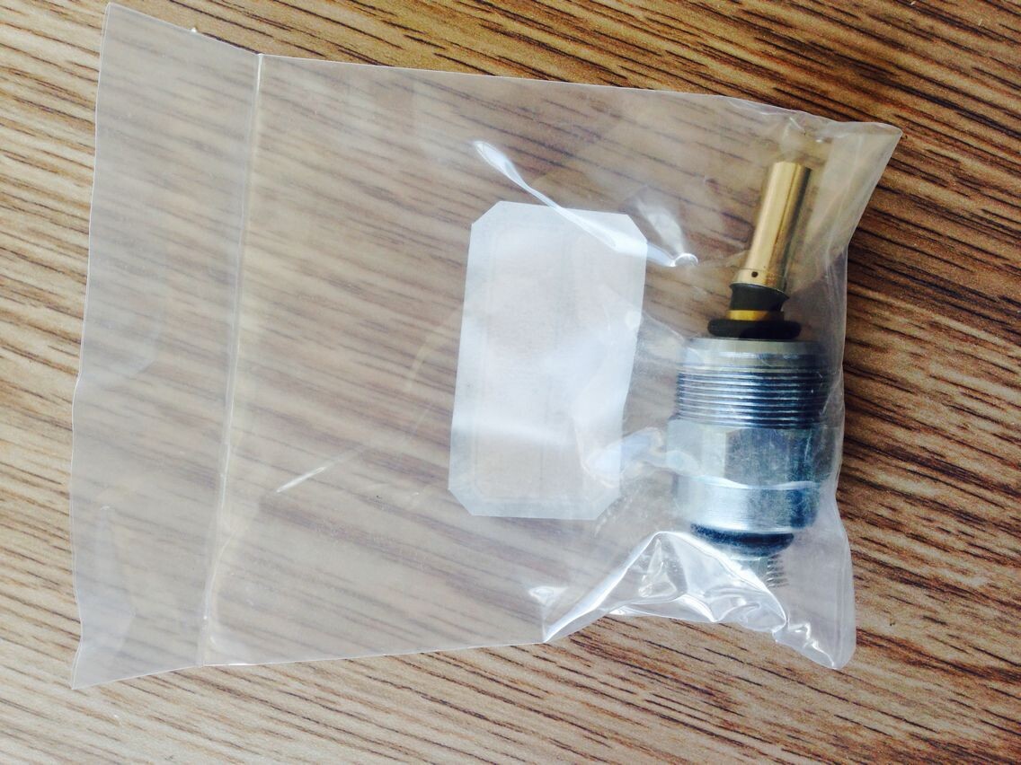 Shut off solenoid 0330001042 diesel pump solenoid Valve 0330001015 fuel pump solenoid switch 0330001018 12V for Cummins