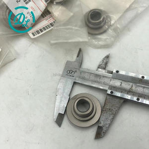 Asiento de resorte de válvula EexcavaStart 8-94390783-2 8943907832 para motores 4HK1 6HK1-Reemplazo duradero para excavadoras - Product Image 3