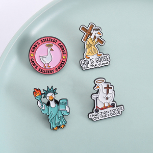 Pin de Esmalte con Diseño de Ganso Cristiano, Broche con la Frase 'God Is the Siliest Goose', Joyería Religiosa, Regalo - Product Image 1