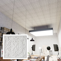 Carreaux de plafond modernes en étain pressé de couleur blanche mate Installation facile Panneaux muraux intérieurs en PVC carrés pour les salles à manger des hôtels