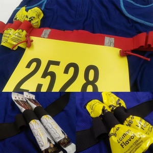 Cinto de Corrida Refletivo Personalizado de Fábrica para Triatlos e Maratonas com Porta Gel Energético e Suporte para Número de Peito - Product Image 4
