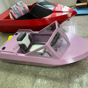 Bote Eléctrico de Alta Velocidad de 4.0m, de Plástico, con un Solo Asiento, Ligero, para Entretenimiento Acuático, Uso en Aguas Confinadas - Product Image 1