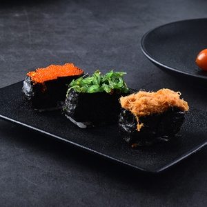 Vente en gros de vaisselle en céramique de style <span class=keywords><strong>chinois</strong></span> pour buffet glaçure noire avec point de retrait vaisselle de <span class=keywords><strong>service</strong></span> à domicile ustensiles de cuisine à motifs - Product Image 5