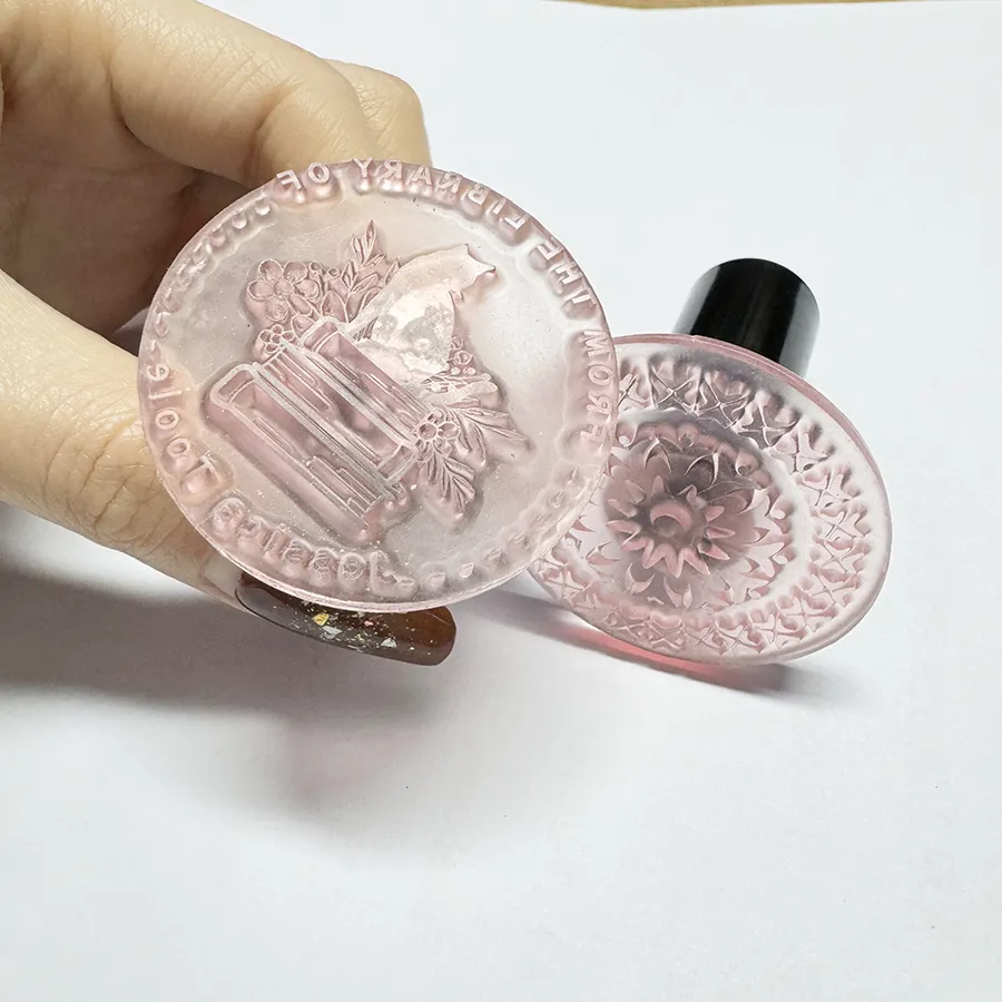 Nuevo diseño 3 D repujado acrílico cubo sello kit letra transparente mano de madera sellos personalizados