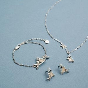 Collana con Ciondolo a Forma di Uccellino Tufted in Acciaio Inossidabile Placcato Oro e Argento, Stile Oceanico Trendy ed Elegante per Donna, Idea Regalo - Product Image 5