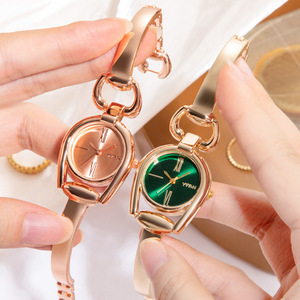 <span class=keywords><strong>Montre</strong></span>-bracelet pour <span class=keywords><strong>femme</strong></span> YFAN, nouvelle <span class=keywords><strong>tendance</strong></span>, vente chaude, élégante, décontractée, <span class=keywords><strong>tendance</strong></span>, <span class=keywords><strong>montre</strong></span> à quartz pour étudiants - Product Image 1