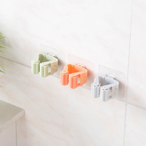 Supporto Adesivo <span class=keywords><strong>da</strong></span> Parete Stile Nordico per Scopa e Spazzola, Senza Chiodi, Senza Foratura, Senza Tracce, per Bagno, Cucina, <span class=keywords><strong>Balcone</strong></span>, Organizzazione Attrezzi - Product Image 2