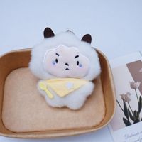 Porte-clés en peluche super doux avec loup gris de dessin animé mignon et mouton paresseux, rembourrage en coton PP, adorable jouet couineur
