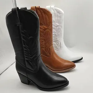 Botas con estampado de zapatos de lujo occidentales Botas de vaquero de cuero genuino para mujer con hermoso patrón